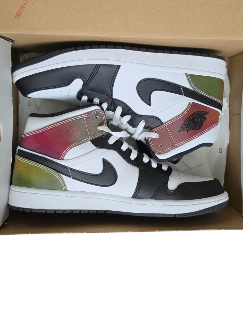 2021 Air Jordan 1 Mid SE 'Heat Reactive Color Change'